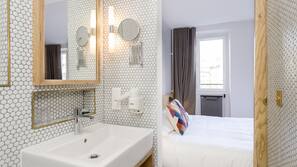 Literie de qualité supérieure, minibar, coffre-forts dans les chambres
