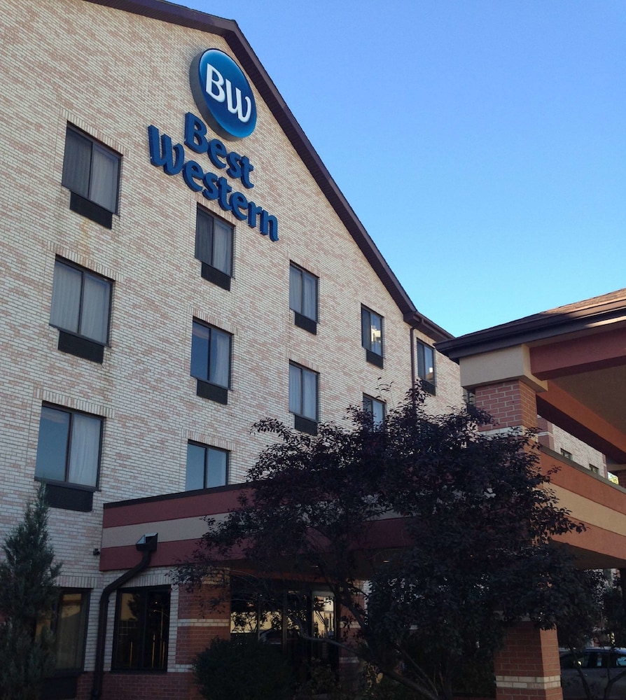 Best Western Inn & Suites - Midway Airport