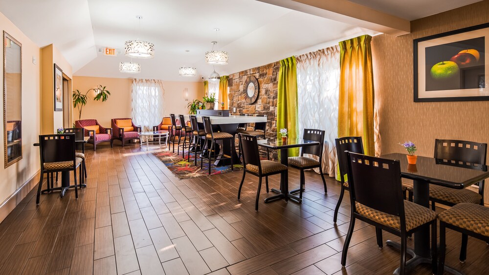 Breakfast area, Best Western Inn