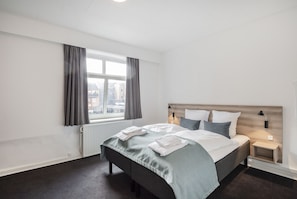 Comfort Double Room | Desk, blackout drapes, iron/ironing board, free WiFi