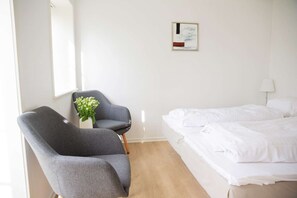 Standard Double Room | In-room safe, desk, iron/ironing board, cribs/infant beds