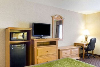 Comfort Inn And Suites Custer Deals Reviews Custer Usa Wotif