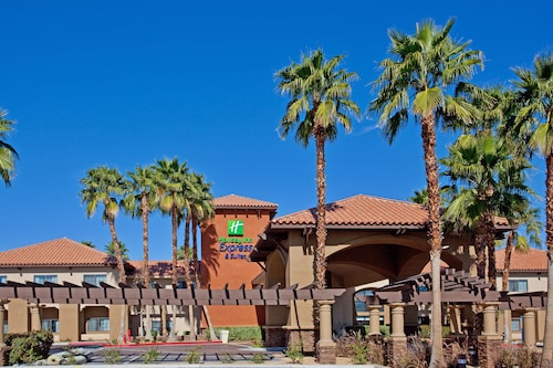 Rancho Mirage Hotels From 56 Hotel Deals Holiday Inn Express Suites Rancho Mirage