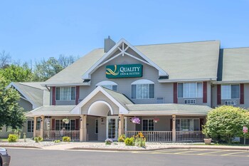Quality Inn Suites Lake Geneva 2020 Room Prices Reviews