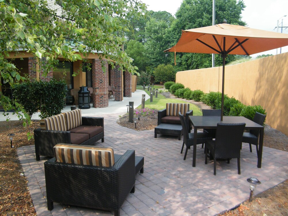 Terrace/patio, Courtyard by Marriott Rocky Mount