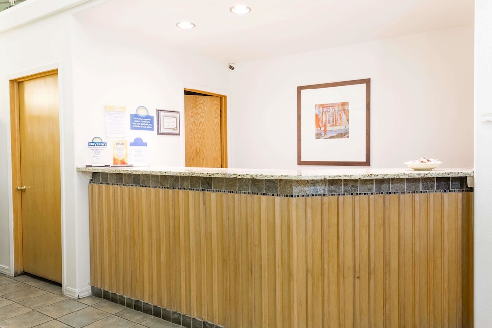 Days Inn By Wyndham Kimball 2018 Room Prices 55 Deals Reviews Breakfast Area Featured Image Lobby