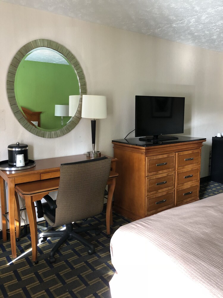 Days Inn by Wyndham Myrtle Beach-Grand Strand