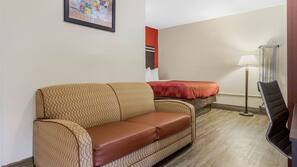 Iron/ironing board, free WiFi, linens