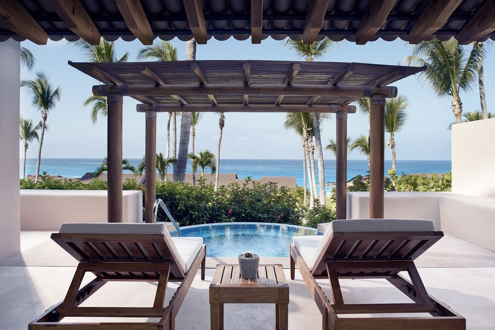 Four Seasons Resort Punta Mita