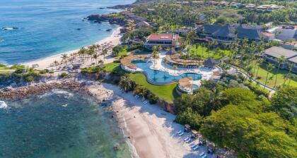 Four Seasons Resort Punta Mita