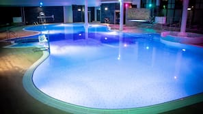 Indoor pool, pool loungers