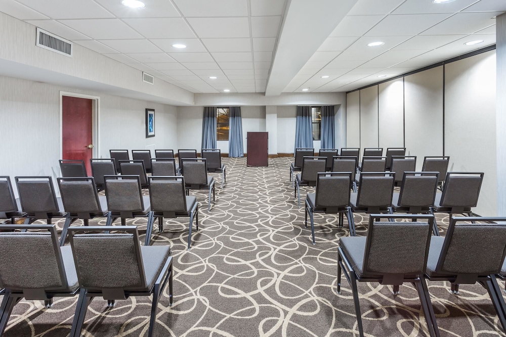 Meeting facility, Wingate by Wyndham High Point