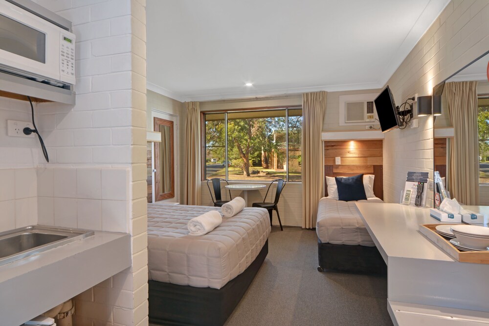 Pleasant Way River Lodge