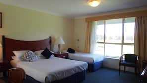 Minibar, desk, iron/ironing board, free WiFi