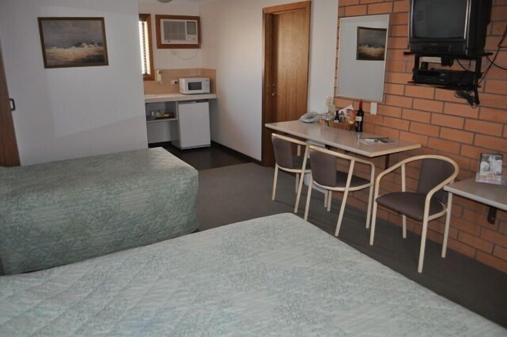 Keith Motor Inn