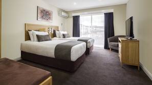 Premium bedding, minibar, in-room safe, desk