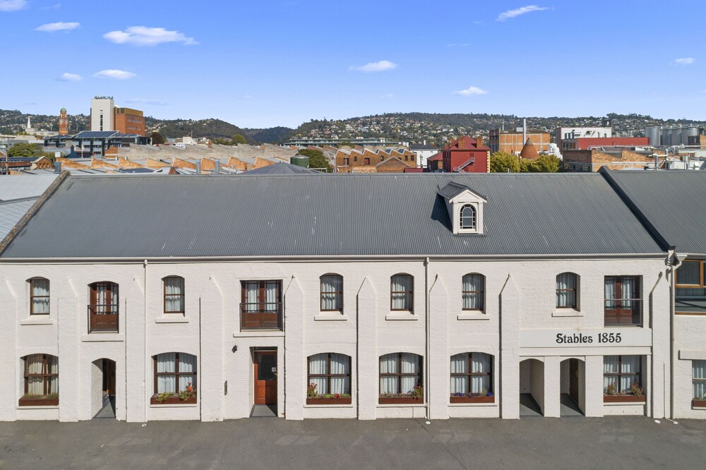 The Grand Hotel Launceston
