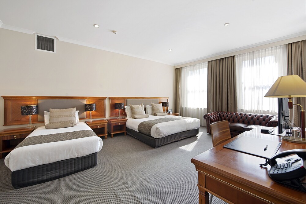 The Grand Hotel Launceston