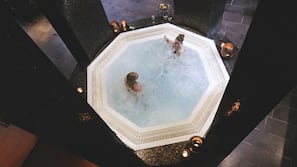 Indoor spa bath
