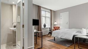 Premium bedding, down duvet, minibar, in-room safe