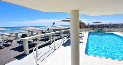 Waldorf Suite Hotel
