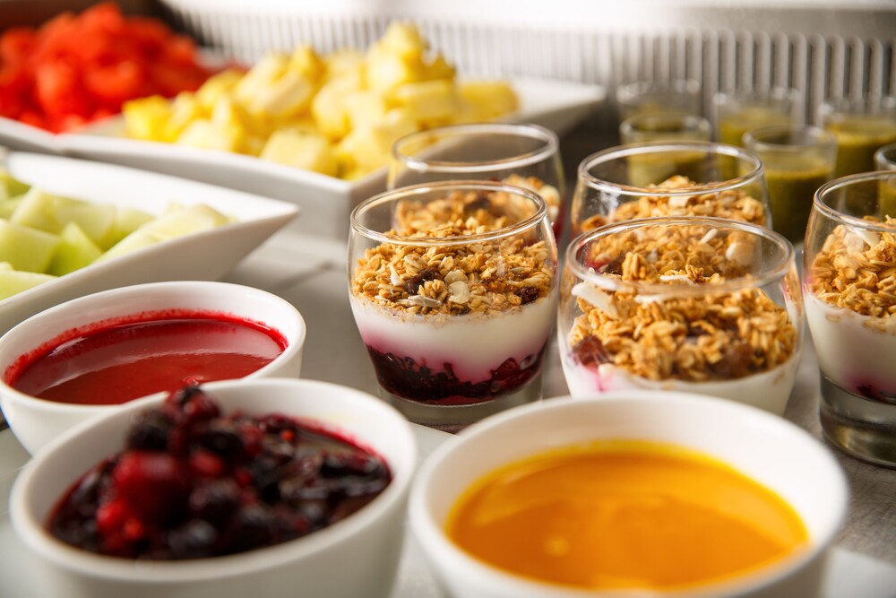 Breakfast buffet, Mercure Livingston Hotel