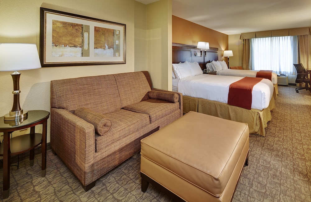 Holiday Inn Express Hotel & Suites San Diego-Sorrento Valley, an IHG Hotel