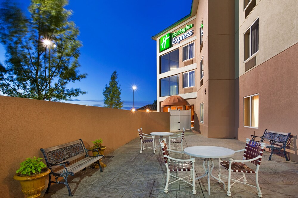 Interior, Holiday Inn Express Hotel and Suites Kings Mountain, an IHG Hotel