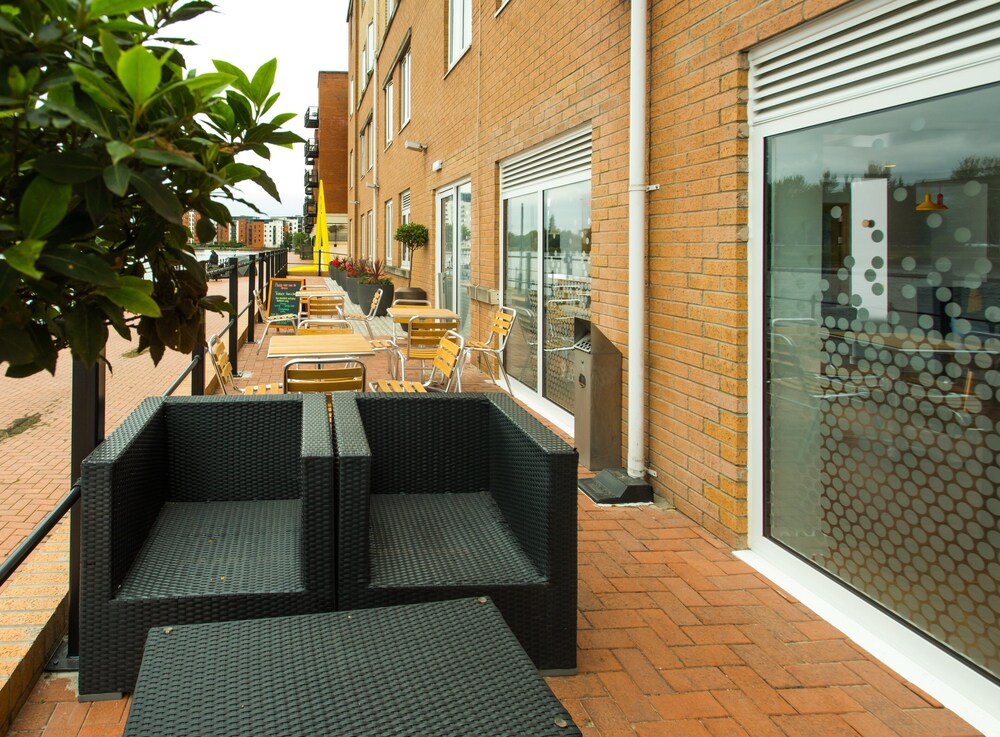 Holiday Inn Express Cardiff Bay, an IHG Hotel