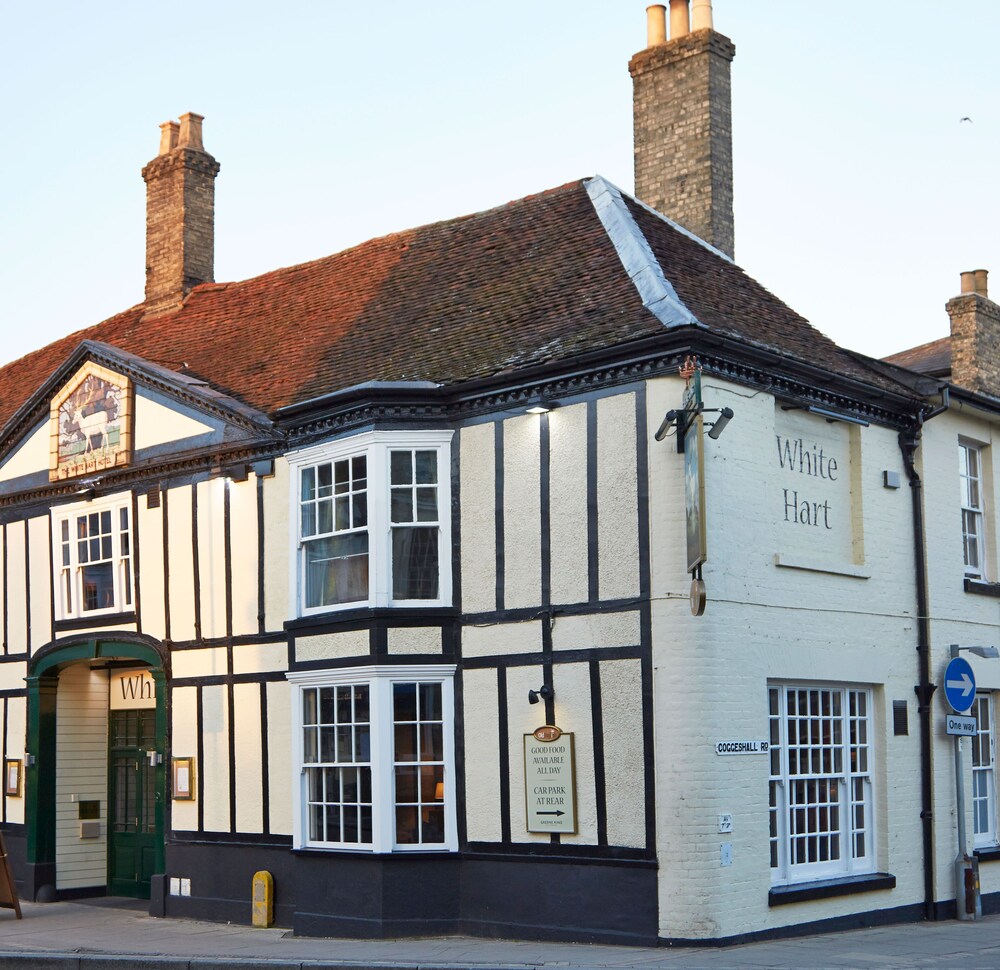 Exterior, White Hart Braintree by Greene King Inns