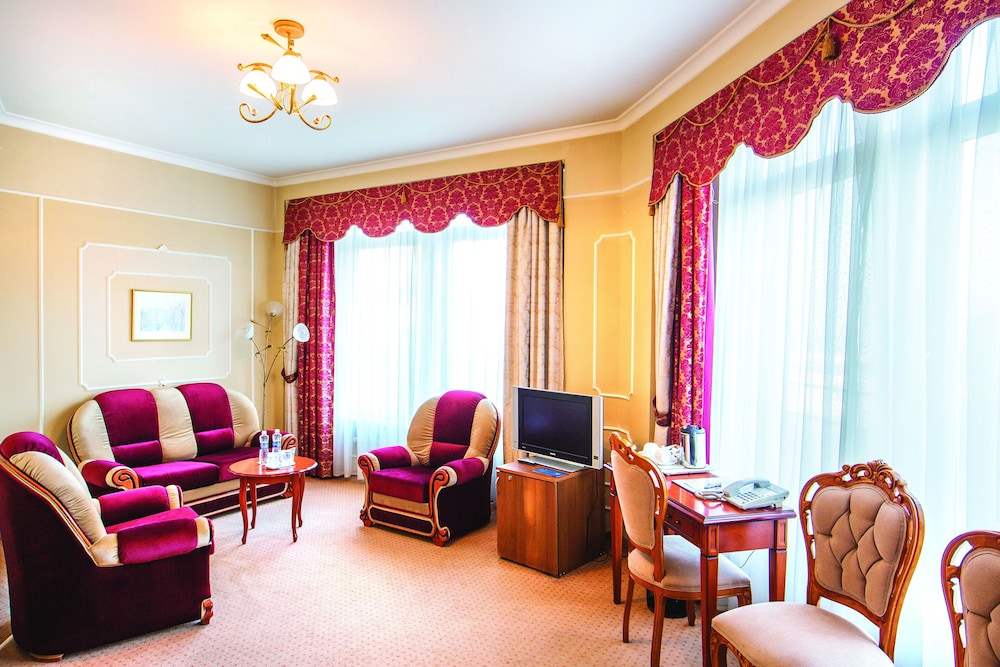 Photo - Готель Дніпро Dnipro Hotel