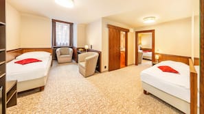 Minibar, in-room safe, free WiFi, wheelchair access