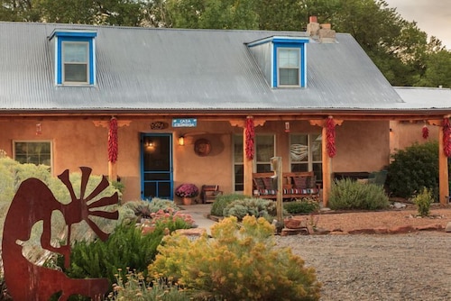 Great Place to stay Casa Escondida Bed & Breakfast near Chimayo 