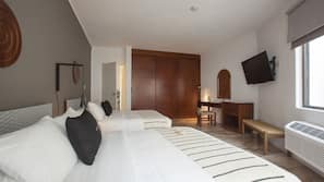 Egyptian cotton sheets, premium bedding, in-room safe, desk