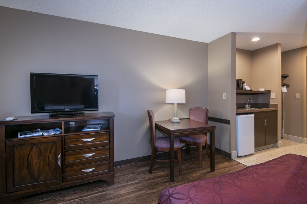 Guest Inn & Suites - Midtown Medical Center