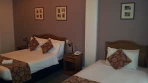 Desk, iron/ironing board, free WiFi, bed sheets