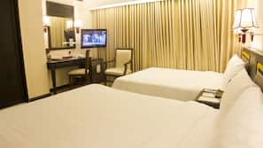 Minibar, in-room safe, desk, blackout curtains