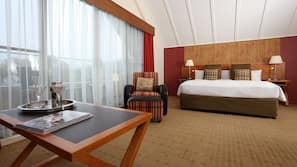 Minibar, in-room safe, desk, blackout curtains