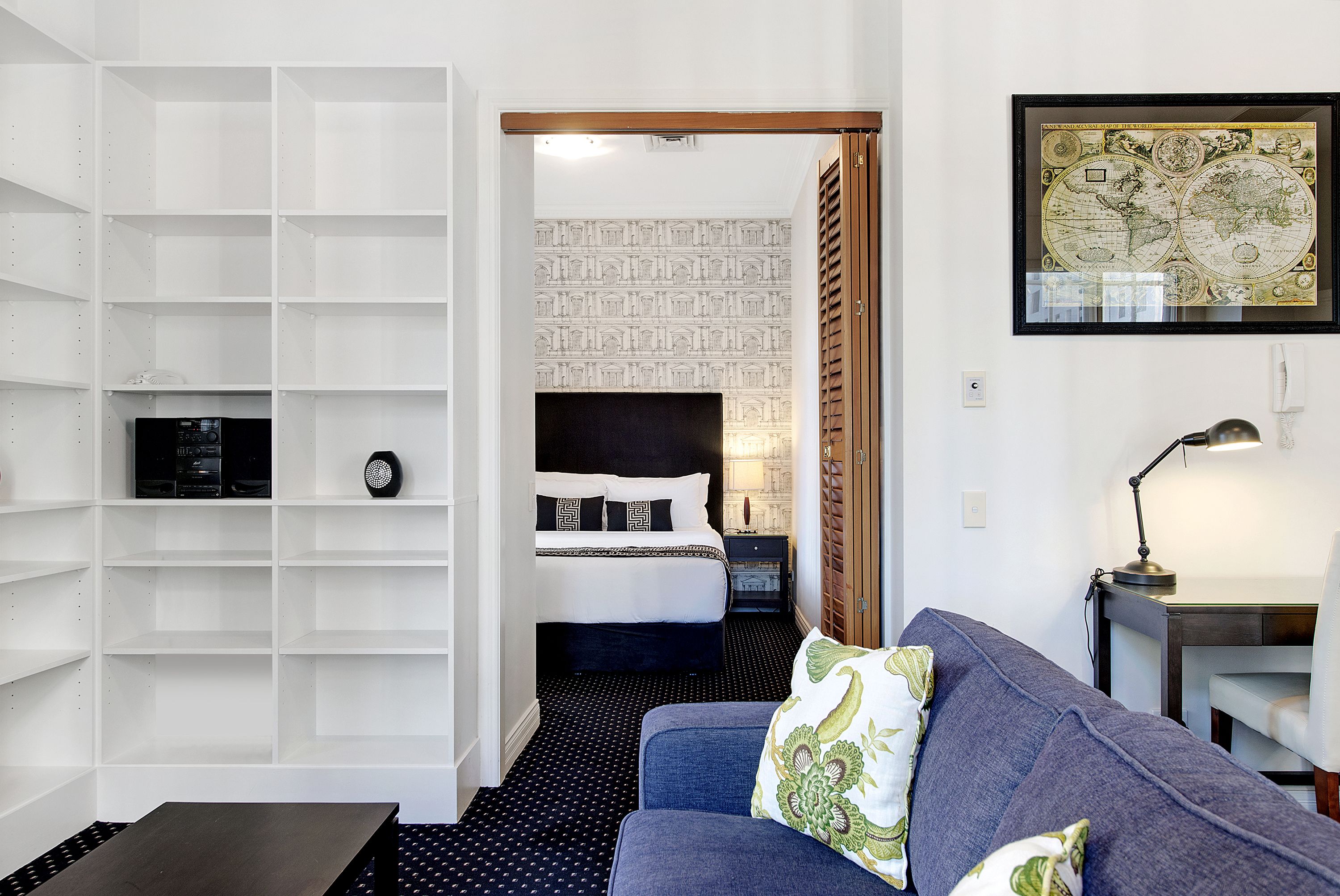 ULTIQA Rothbury Hotel