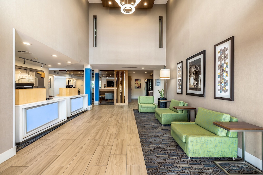 Holiday Inn Express Fremont-Milpitas Central, an IHG Hotel