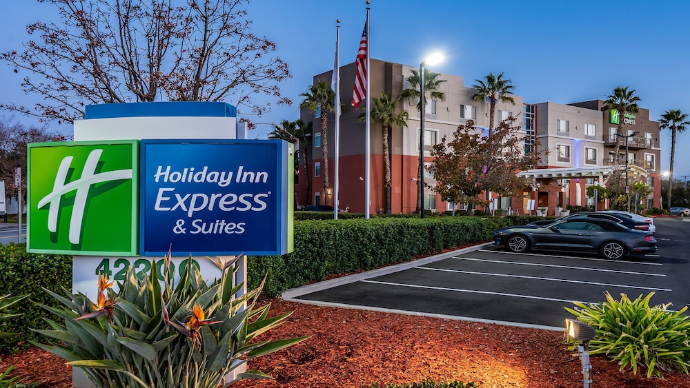 Holiday Inn Express Fremont-Milpitas Central, an IHG Hotel