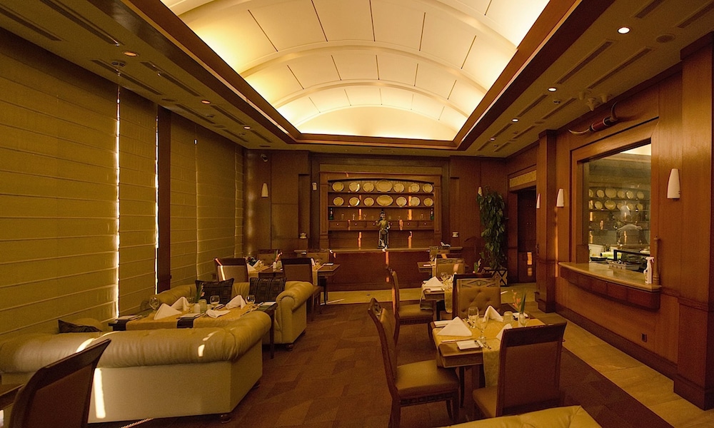 Dating hotels in karachi