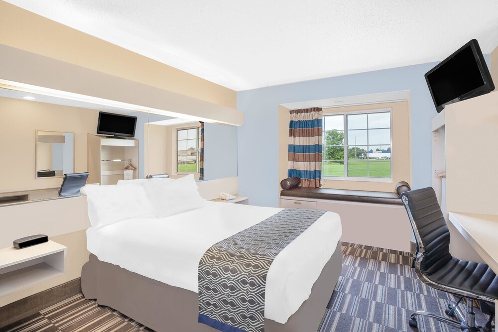 Microtel Inn & Suites By Wyndham Clear Lake
