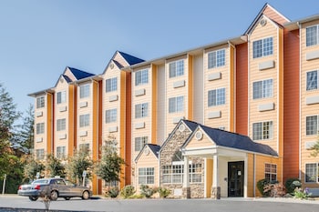 Microtel Inn & Suites by Wyndham Pigeon Forge