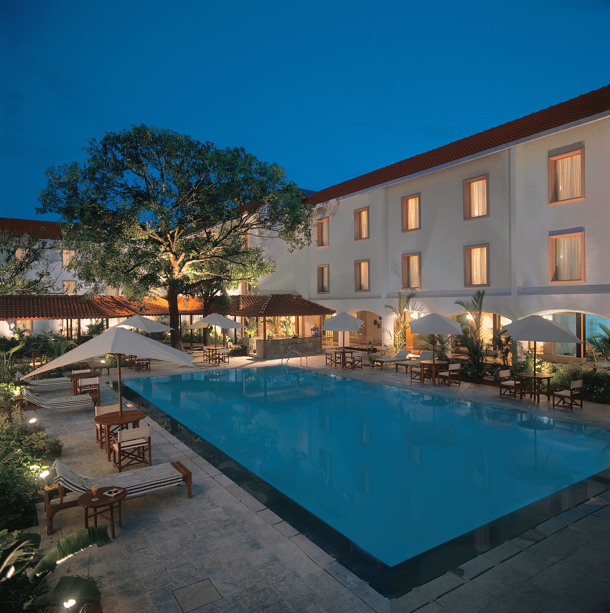 𝗧𝗢𝗣 𝟭𝟬 𝗛𝗼𝘁𝗲𝗹𝘀 𝗶𝗻 Kochi (2023) Expedia India