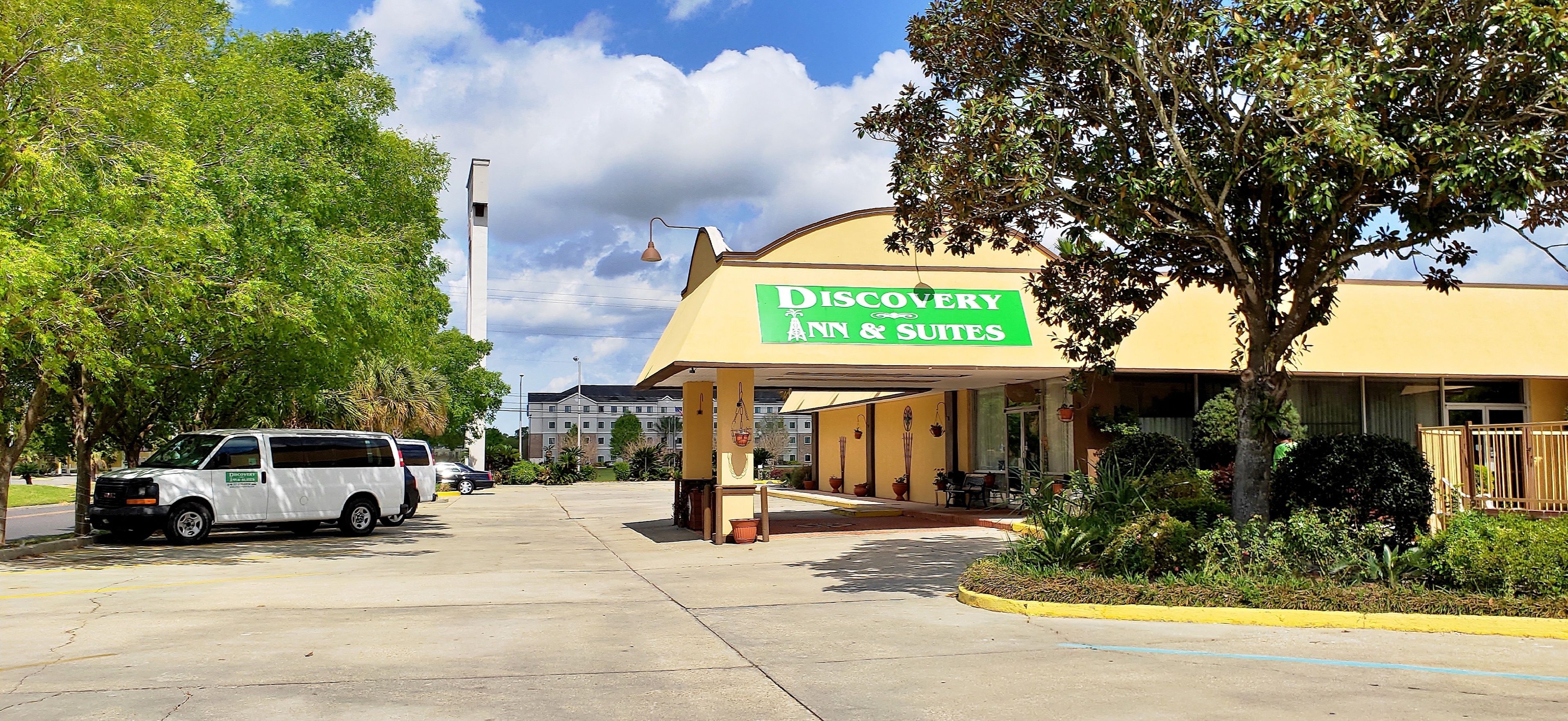 Discovery Inn in Lafayette, United States