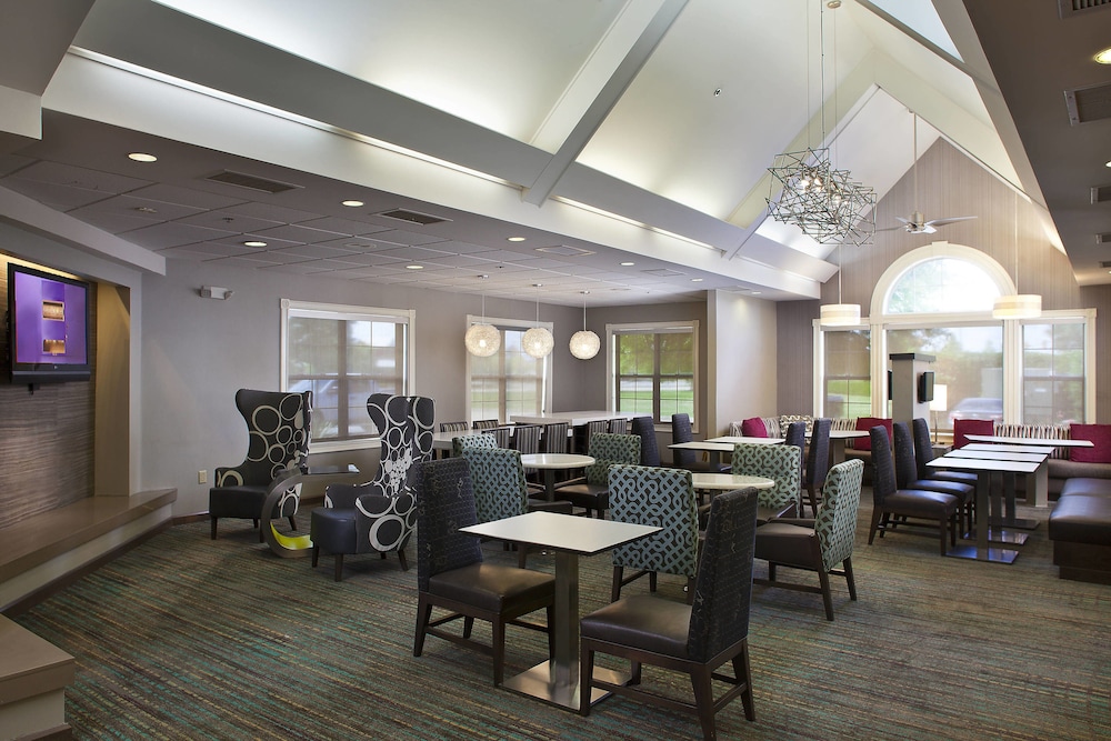 Lobby lounge, Residence Inn by Marriott Baton Rouge Siegen Lane