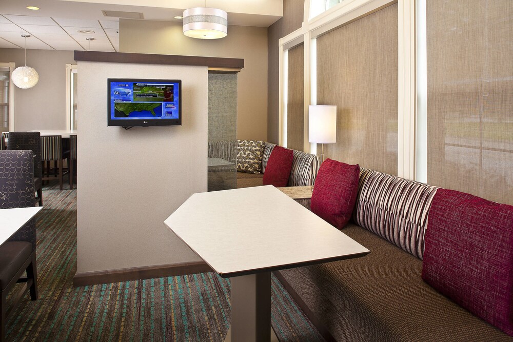 Lobby lounge, Residence Inn by Marriott Baton Rouge Siegen Lane