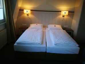 Minibar, in-room safe, desk, free cribs/infant beds
