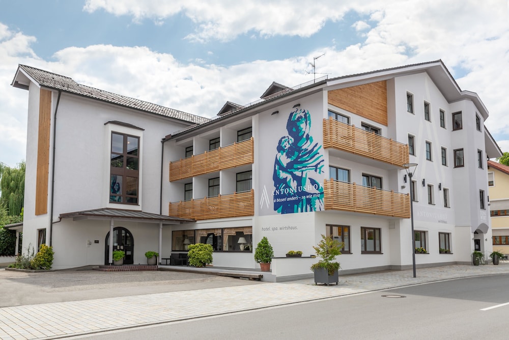 Hotel Antoniushof In Ruhstorf Germany Expedia - 